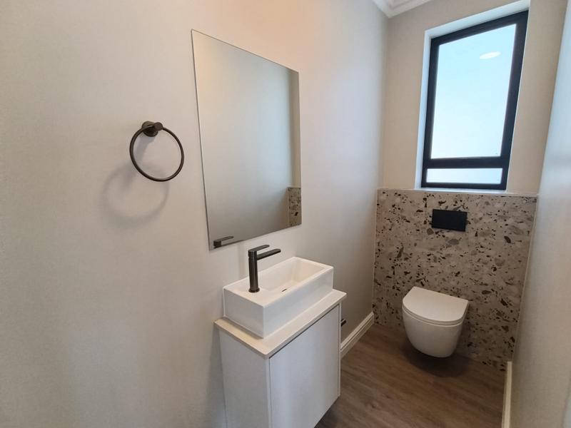 3 Bedroom Property for Sale in Kraaibosch Park Western Cape